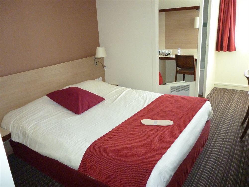 Brit Hotel Caen Nord - Memorial Экстерьер фото