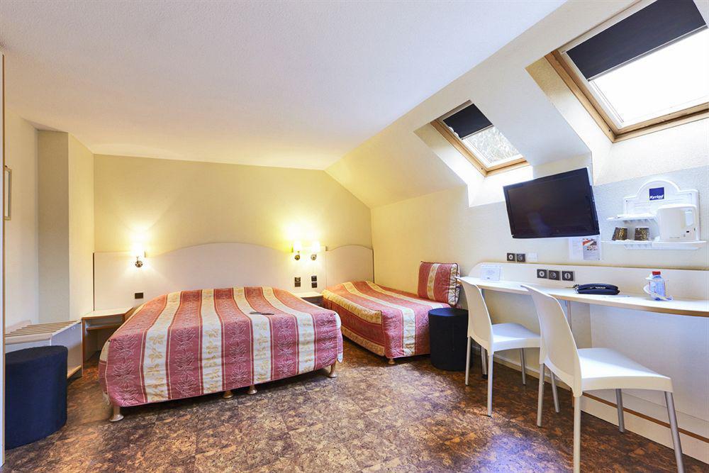 Brit Hotel Caen Nord - Memorial Экстерьер фото